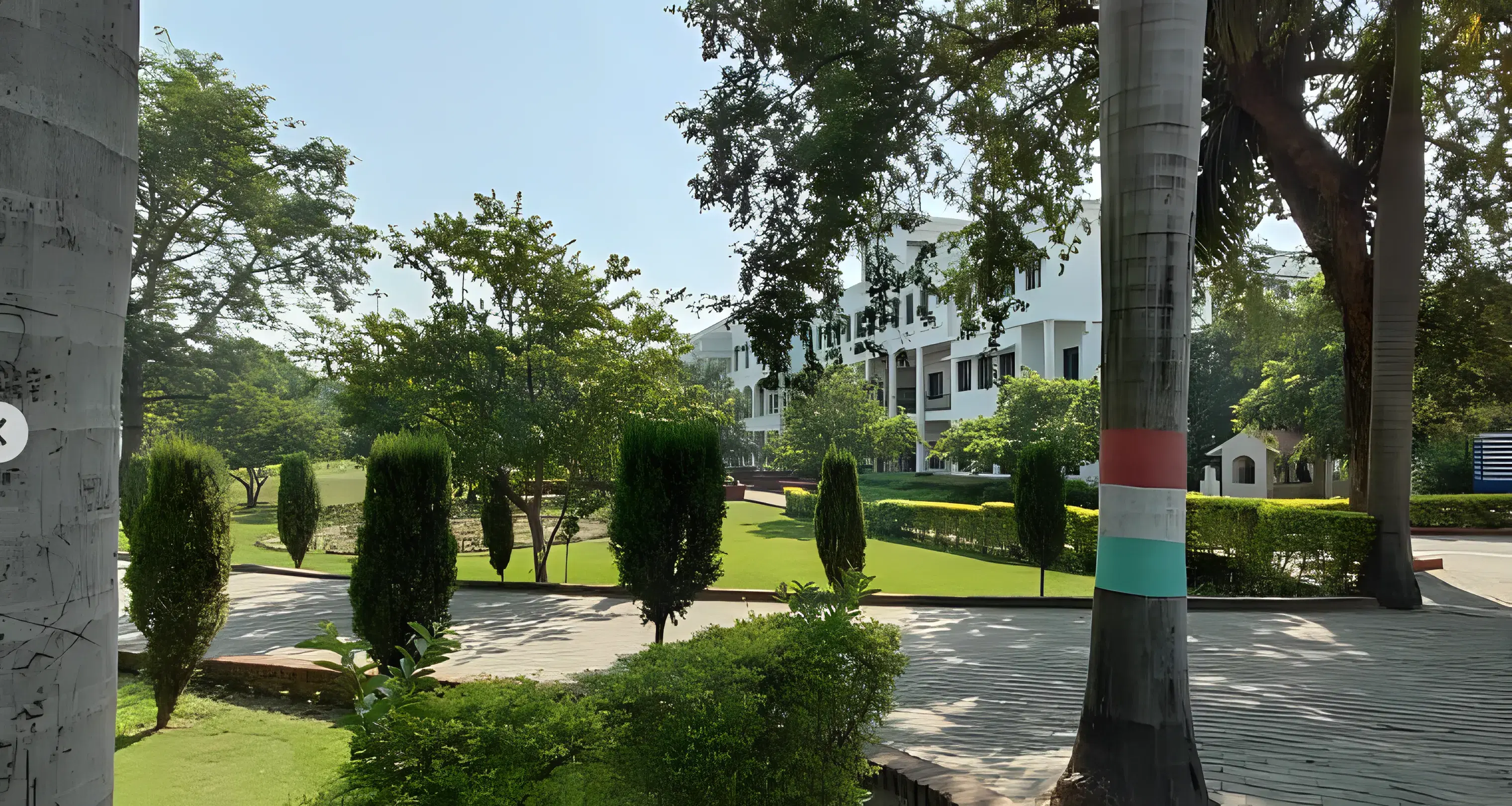COER University campus photo 4